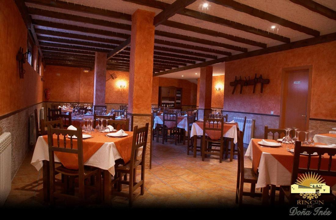Rincon De Dona Ines Hotel Villanueva de la Condesa Bagian luar foto