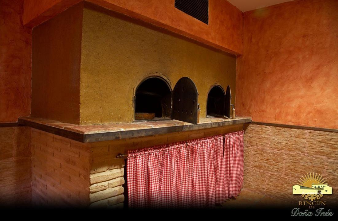 Rincon De Dona Ines Hotel Villanueva de la Condesa Bagian luar foto